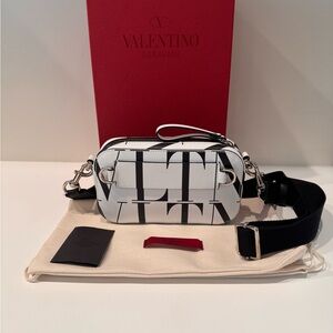 Brand New Valentino Garavani VLTN Bag